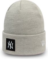 New Era New York Yankees Team Logo Grey Cuff Beanie Hat