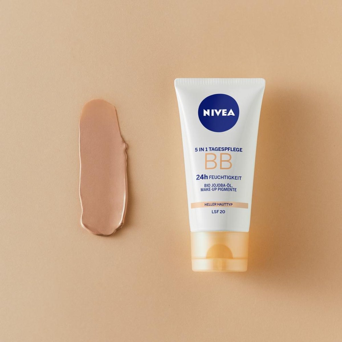 NIVEA Essentials BB Cream Light SPF 15 - 50 ml - Dagcrème | bol.com