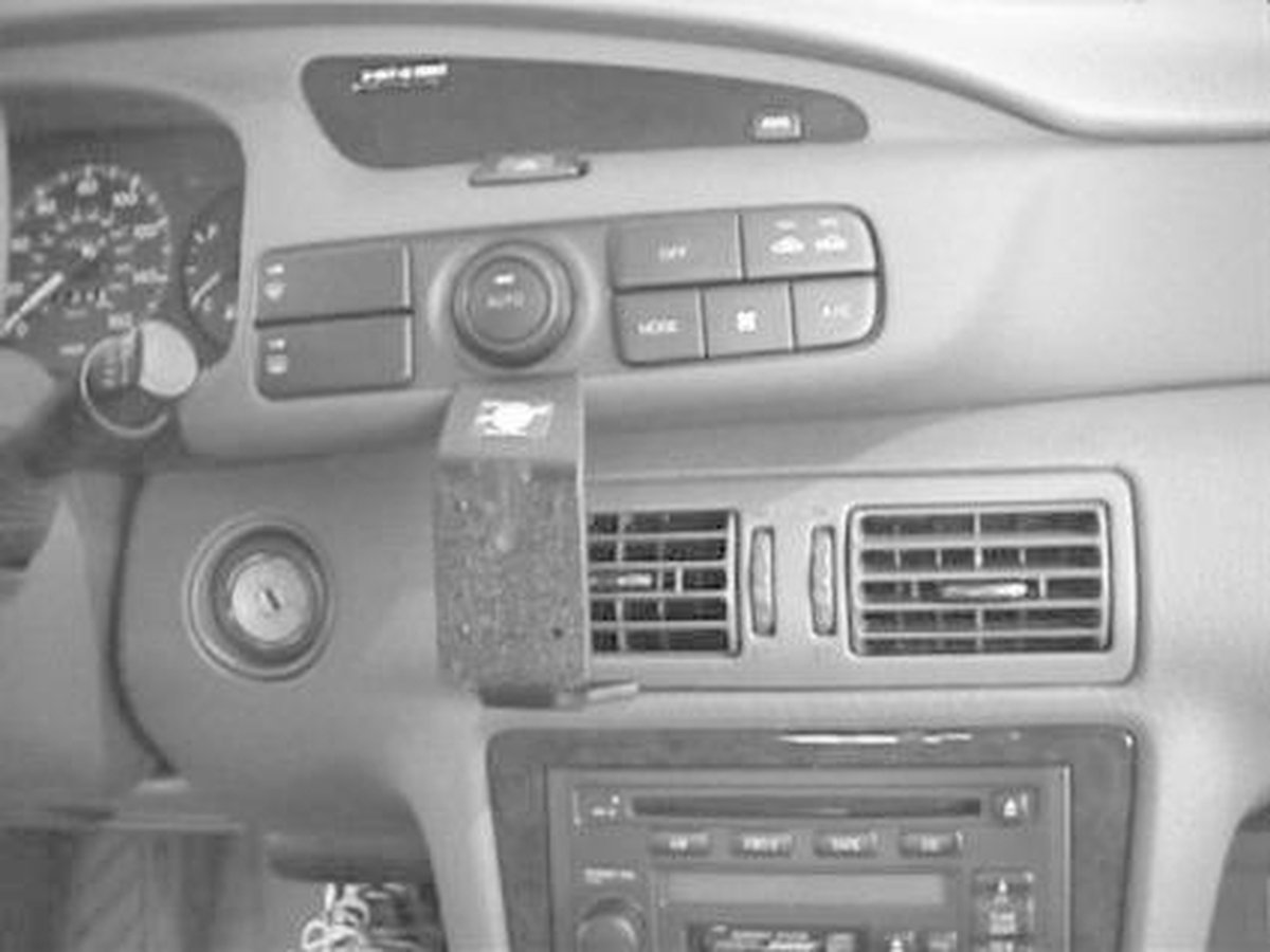 Brodit ProClip houder geschikt voor Mazda Millenia 1995-2002 Center mount