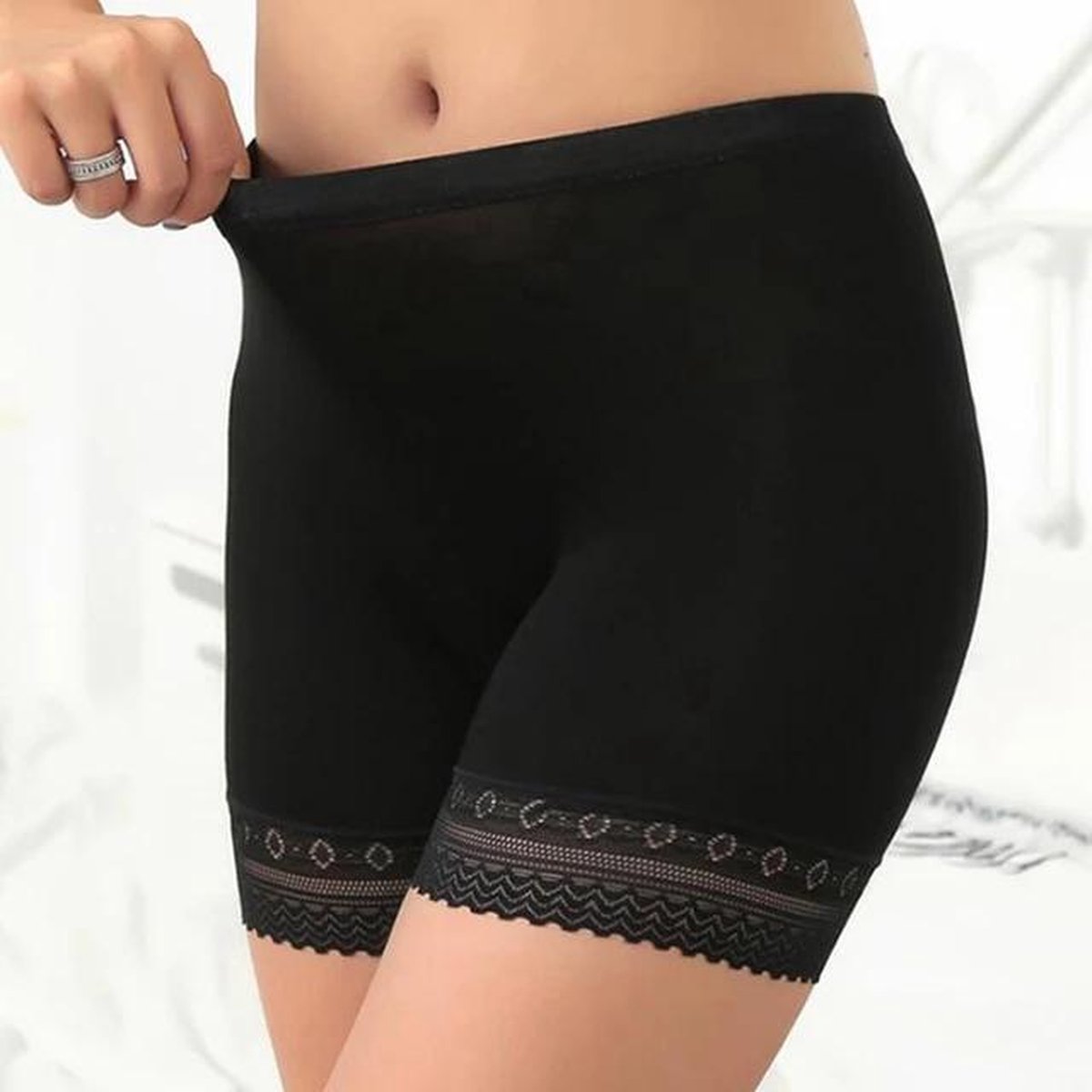 Goedkoopste LOUZIR Dames Short Seamless - lange pijp -Basic korte broek -Zwart Maat L
