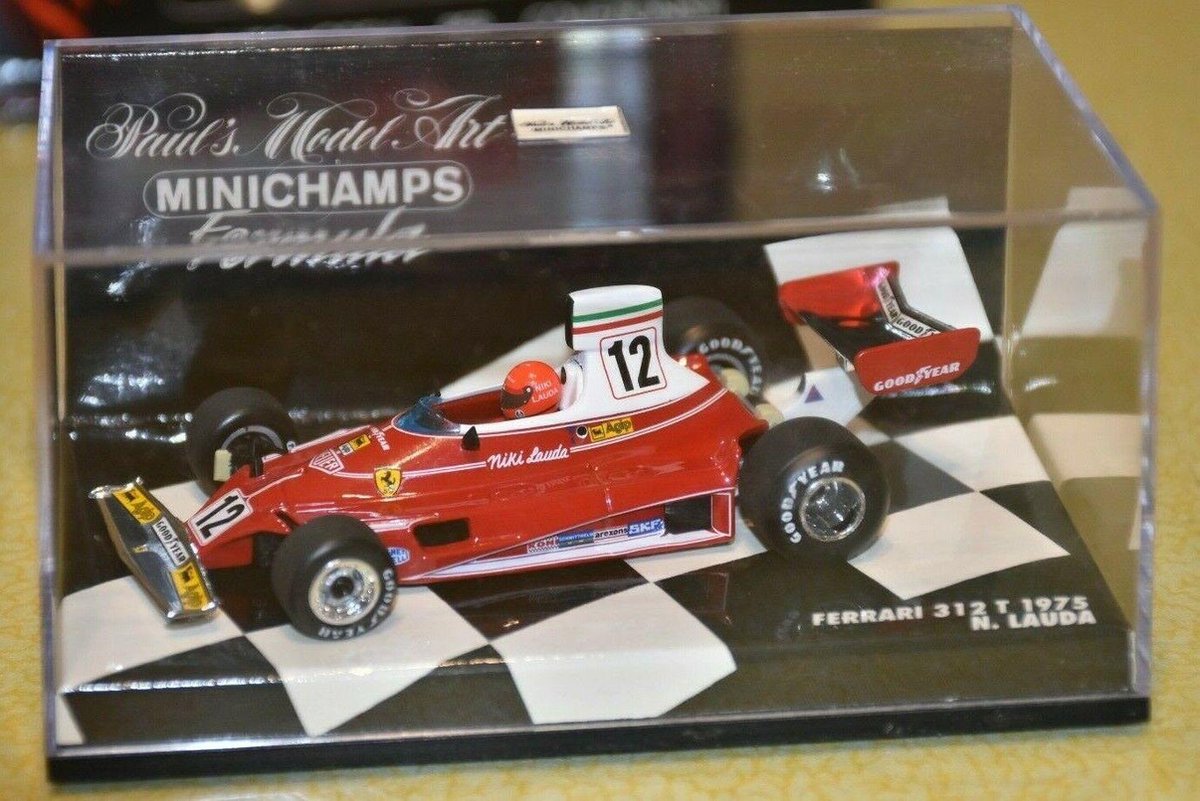 Ferrari 312T 1975 #12 Niki Lauda World Champion 1:43 | bol.com