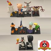 Verzamelset van 10 Looney Tunes Figuurtjes - Daffy Duck - Sylvester - Bugs Bunny - Tweety -  metaal (6-10 cm)