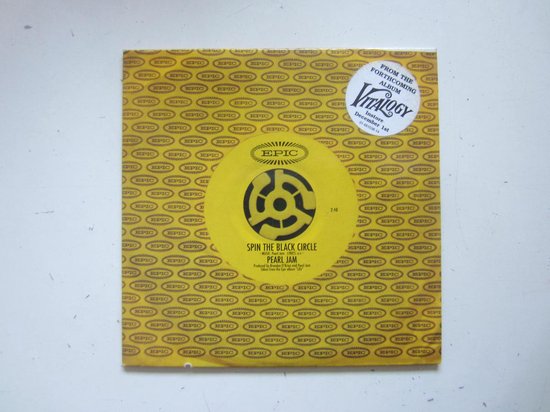 spin the black circle / tremor christ