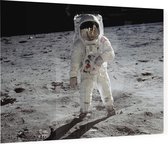 Buzz Aldrin walks on the moon (maanlanding) - Foto op Plexiglas - 80 x 60 cm