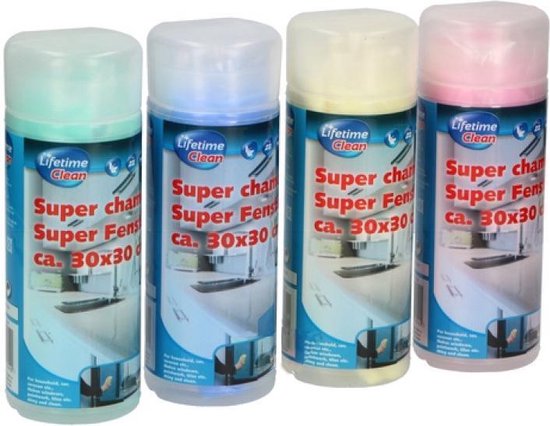 Vier Lifetime Clean spuitbussen met groene, blauwe, gele en roze doppen. De bussen tonen een afbeelding van een schone keuken.