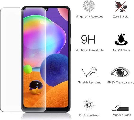 Telefoon met screenprotector en icoontjes die 9H hardheid, anti-olie, krasbestendigheid, explosieproof en 99,9% transparantie aangeven.