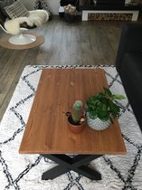 Industriële massief steigerhouten salontafel kleur Bruin| X-onderstel mat zwart
