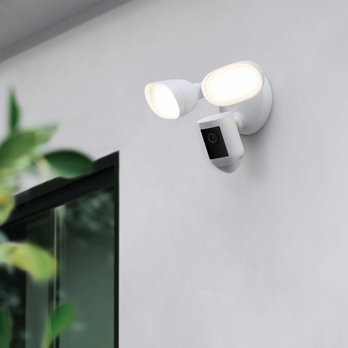Ring Floodlight Cam Wired Pro - IP-beveiligingscamera - Buiten - met schijnwerpers - Wit – foto 2