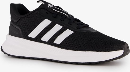 Zwarte Adidas sneaker met witte strepen en witte zool.