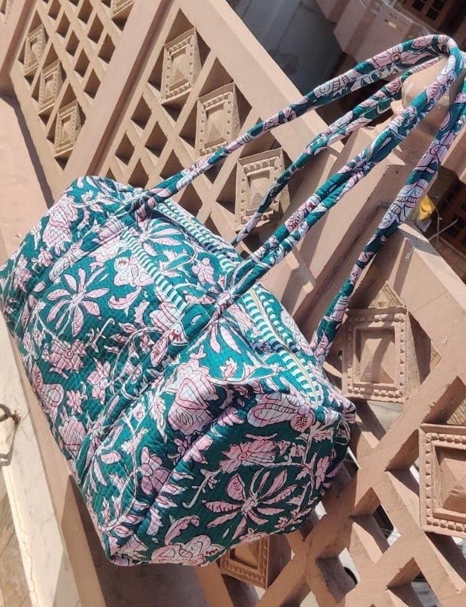 Weekendtas Schoudertas India Luiertas Groot Dufflebag Groen Roze bloemen bol