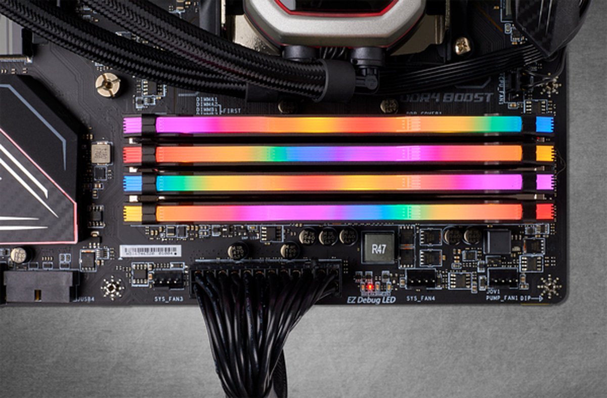 Corsair Vengeance RGB PRO 32GB (4x8GB) DDR4 3200 MHz - Pc/server | bol