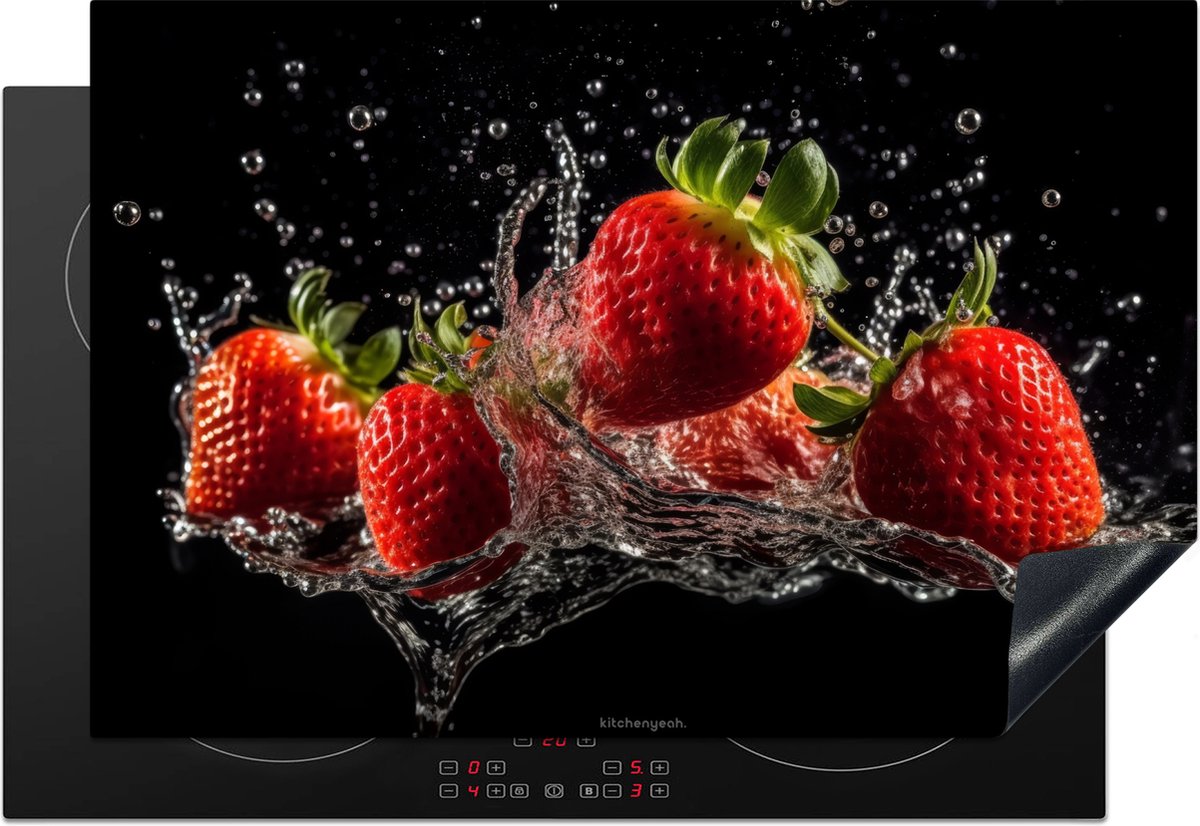 KitchenYeah® Inductie beschermer 75x50 cm - Aardbei - Water - Fruit - Rood - Afdekplaat voor kookplaat - Inductieplaat mat - Beschermingsmat - Beschermplaat - Keuken bescherm decoratie - Afdek kookplaten