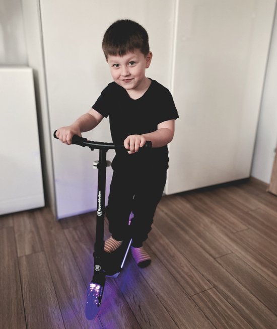 Trottinette HyperMotion Ice Flash Pour Enfants Dès 5 Ans – LED 8 Couleurs – Roues 125 Mm – Pliable – Charge 50 Kg – Frein Flex