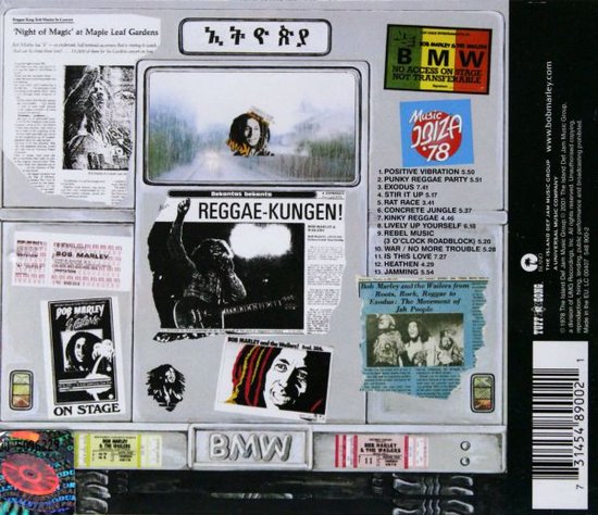 Achterkant CD-hoesje met Bob Marley en The Wailers op diverse foto's, krantenknipsels en tracklist.