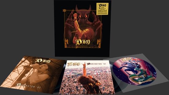 De complete Donington Collection van Dio: een hoes met demonische artwork, een foto van zanger Ronnie James Dio zingend, een foto van Dio op een podium en een cd met artwork.