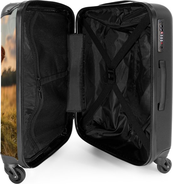 NoBoringSuitcases.com® - Grande valise Vache dans un pré - Bagage - Valise de voyage - Valise chariot - Valises 67cm
