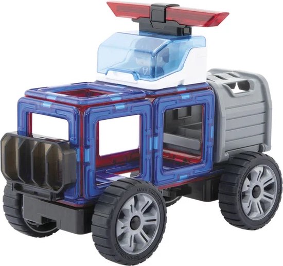 Blauw-rood magnetisch politie-voertuig gebouwd met Magformers-stukken, inclusief wielen en cockpit.