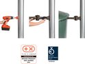 Installation du raccord de descente de gouttière, avec mention "Plus X Award" et "German Design Award".