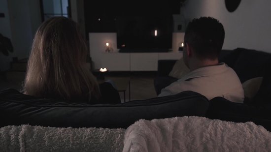 Paquet de film - cadeau de boîte de film avec Tony's Chocolonely, Jimmy's Popcorn et Fiesto's et M&Ms, carte-cadeau de film pour 1-2 meilleurs films avec evt. un message personnel - Forfait Home cinéma - meJane.com