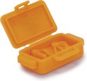 Open oranje medische kist met medische instrumenten.