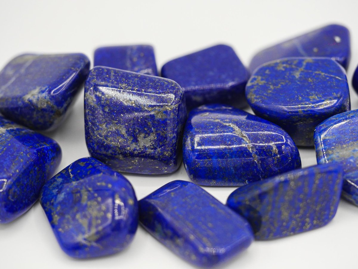 Lapis Lazuli edelsteen - Perfect cadeau voor vrouwen - Inclusief uitleg - Spiritueel - Lapis - Vriendschap -Communicatie - Expressie - Pyriet - Slapen - 100% NATUURLIJK