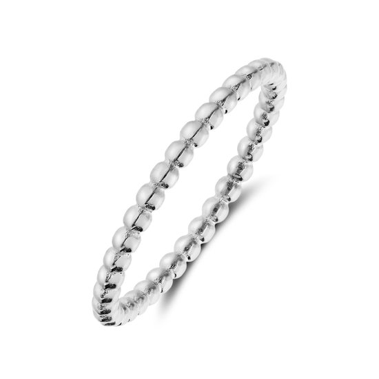 Zilverkleurige stalen ring met een rij kleine bolletjes.