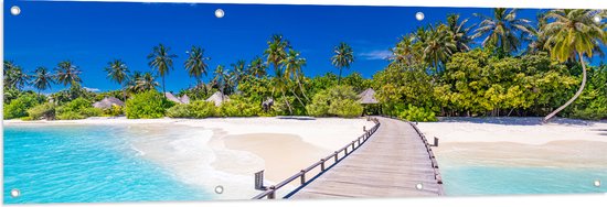 Tuinposter – Vlonder over het Strand van de Maledieven - 150x50 cm Foto op Tuinposter (wanddecoratie voor buiten en binnen)