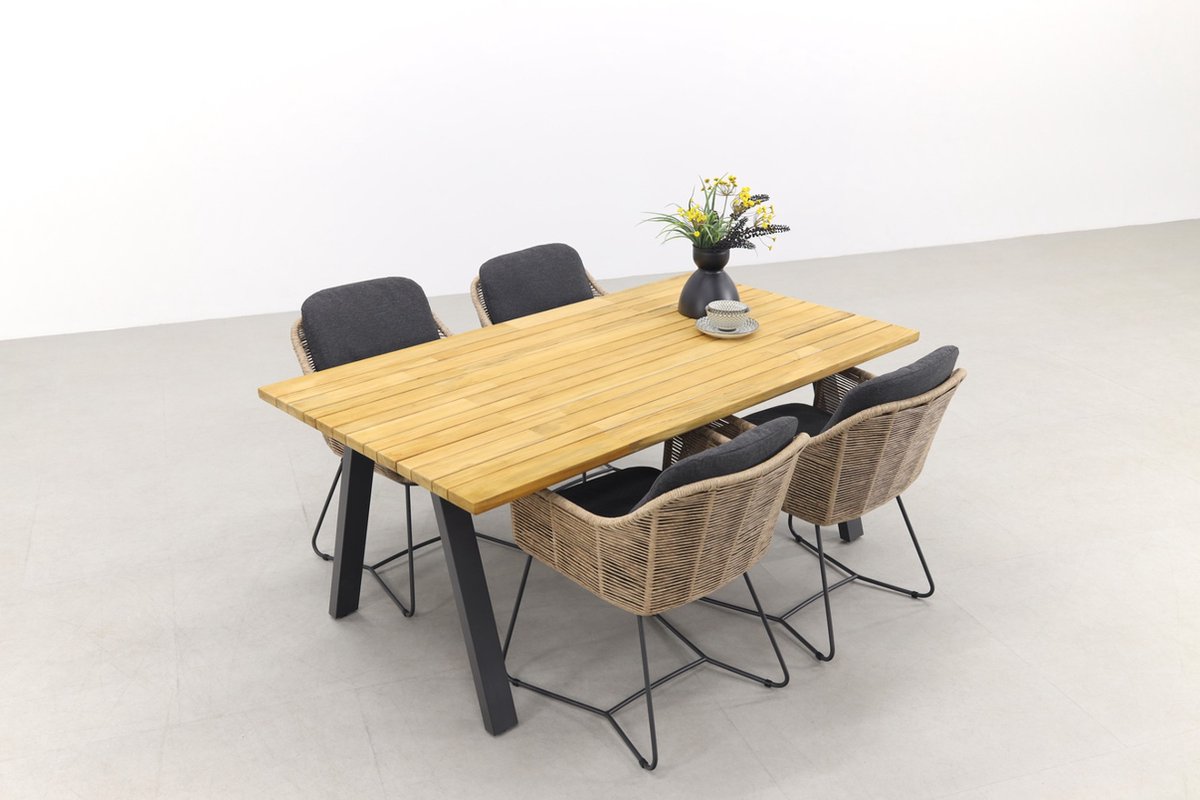Tuinset met Taste Belmond naturel/Ambassador 180x100 cm. - 5 delig.