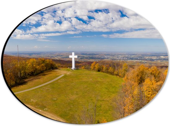 Dibond Ovaal - The Great Cross of Christ in Pennsylvania, Verenigde Staten - 28x21 cm Foto op Ovaal (Met Ophangsysteem)