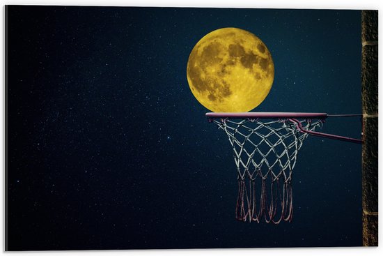 Dibond - Maan met Gele Gloed in Basketbal Net - 60x40 cm Foto op Aluminium (Wanddecoratie van metaal)