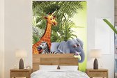 Behang babykamer - Fotobehang Jungle dieren - Natuur - Planken - Kinderen - Giraffe - Breedte 195 cm x hoogte 300 cm
