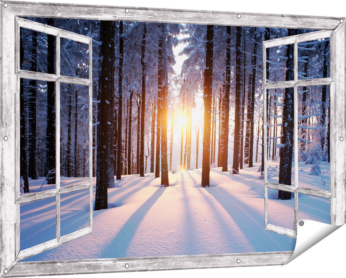 Gards Tuinposter Doorkijk Bos met Sneeuw tijdens de Zonsondergang - 150x100 cm - Tuindoek - Tuindecoratie - Wanddecoratie buiten - Tuinschilderij Grijs