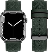 By Qubix Leren bandje met diamant patroon - Donkergroen - Geschikt voor Apple Watch 42mm - 44mm - 45mm - Ultra - 49mm - Compatible Apple watch bandje