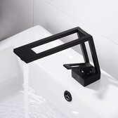 Mat Zwarte Wastafel Kraan - Vierkant Design - Modern - Warm en Koud - Messing - Badkamer - Keuken - Toilet - Wasbak