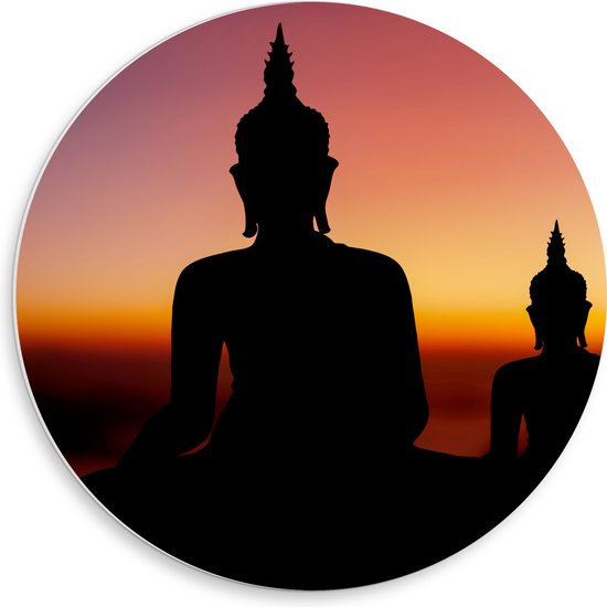 PVC Schuimplaat Muurcirkel - Silhouet van Boeddha's bij Feloranje Zonsondergang - 50x50 cm Foto op Muurcirkel (met ophangsysteem)