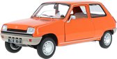 Het 1:18 Diecast model van de Renault R5 van 1975 in Orange. De fabrikant van het schaalmodel is Norev.Dit model is alleen online beschikbaar