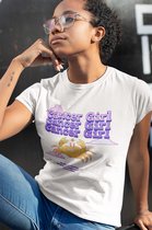 Shirt - I'm a cancer girl - Wurban Wear | Grappig shirt | Sterrenbeeld | Unisex tshirt | Astrologie | Zodiac signs | Horoscoop | yoga | Wit