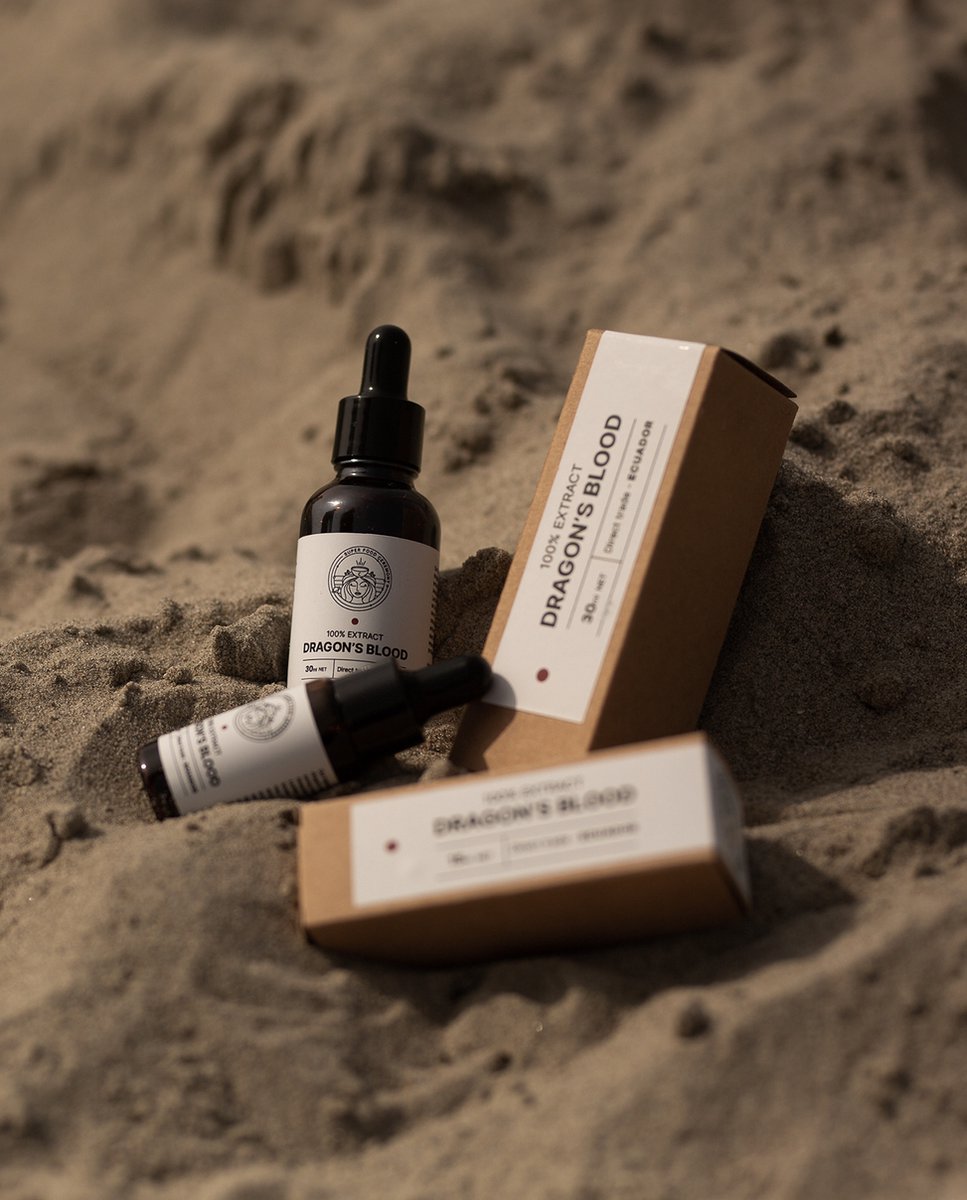 Super Food Ceremony - 100% extract DRAGON'S BLOOD - Rechtstreeks uit Ecuador - Sangre de Drago - Croton Lechleri resin - holistic support - 15ml - herbal essence