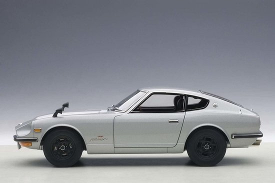 Nissan Fairlady Z432 (PS30) - 1:18 - AUTOart | bol