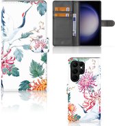 Telefoonhoesje Geschikt voor Samsung Galaxy S23 Ultra Wallet Bookcase Bird Flowers