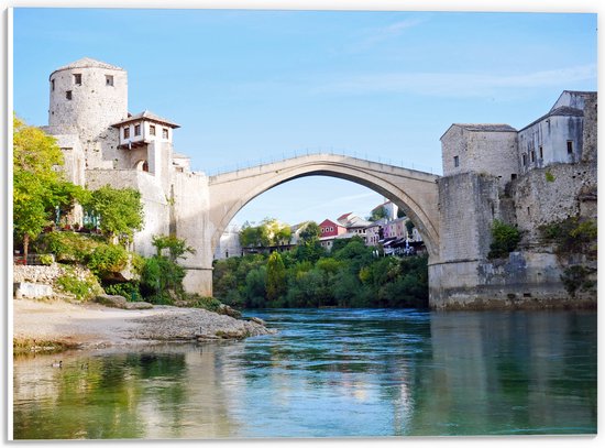 WallClassics - PVC Schuimplaat- Stari Most Brug in Bosnië op Zonnige Dag - 40x30 cm Foto op PVC Schuimplaat