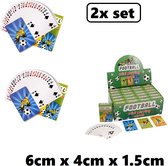 2x Mini speelkaarten set voetbal - 6cm x 4cm x 1.5cm - Speelkaart voetbal spel kaarten