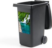 Container sticker Brug - Water - Planten - Waterval - Groen - 40x60 cm - Kliko sticker