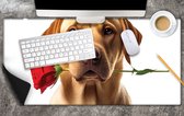Bureau onderlegger - Romantische Golden Retriever Hond met Roos tegen Witte Achtegrond - 80x40 cm - 2 mm Dik - Bureau mat Vinyl