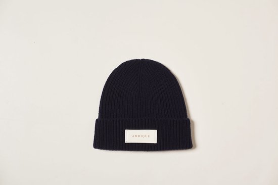 Foto: Ambique beanie navy knitted