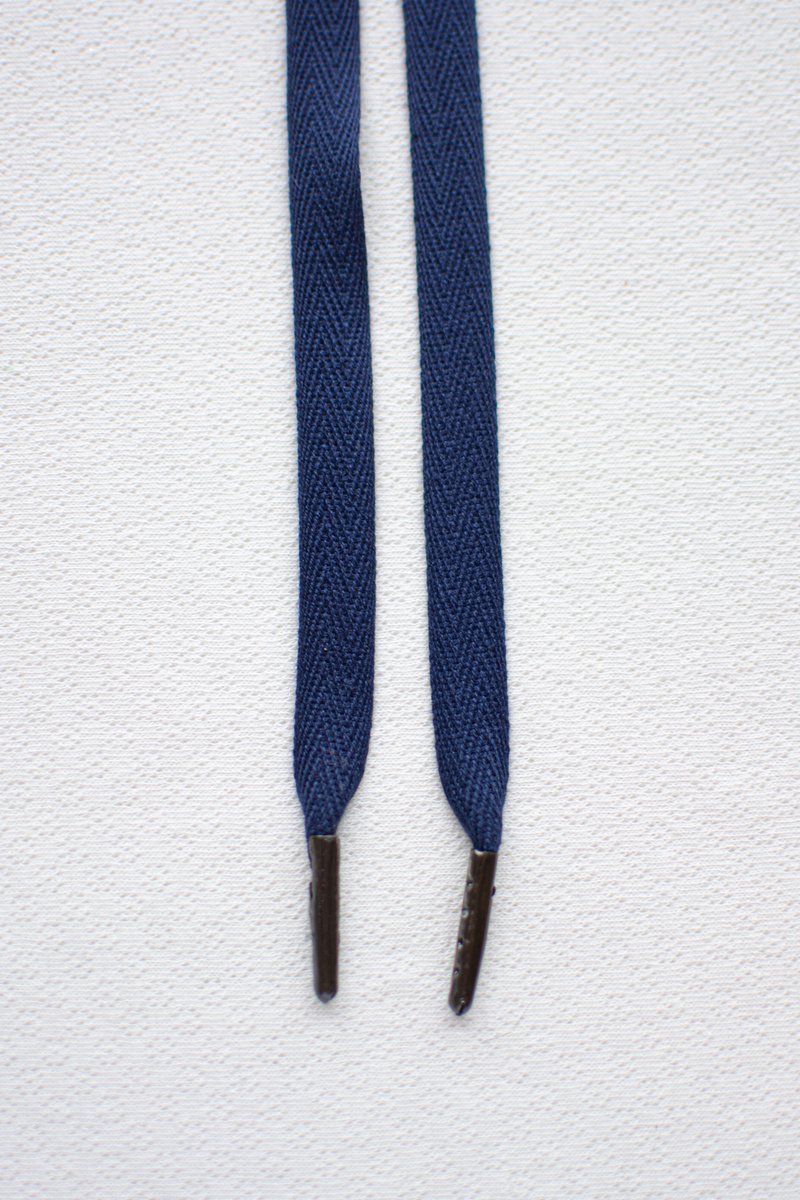 Schoenveters plat - donker blauw - 120cm - antracieten nestels