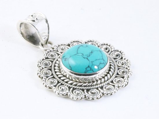 Pendentif rond en argent avec turquoise