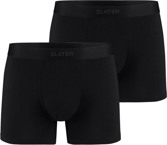 Twee zwarte Slater boxershorts met brede tailleband met logo, op een witte achtergrond.