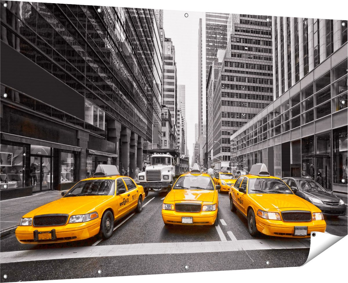 Gards Tuinposter New York Gele Taxi's - Zwart Wit - 180x120 cm - Tuindoek - Tuindecoratie - Wanddecoratie buiten - Tuinschilderij Multikleur