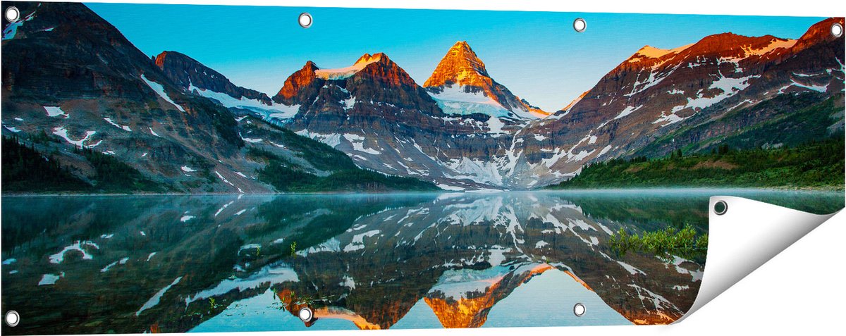 Gards Tuinposter Berg Assiniboine bij het Meer in Canada - 120x40 cm - Tuindoek - Tuindecoratie - Wanddecoratie buiten - Tuinschilderij Multikleur
